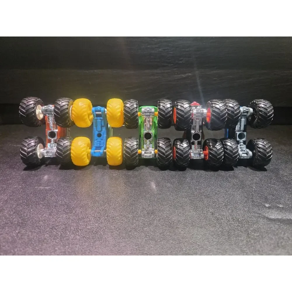 Lot Of 5 Monster Jam Monster Truck Hotwheels Die Cast 1:64 Scale Tiger, Bigfoot